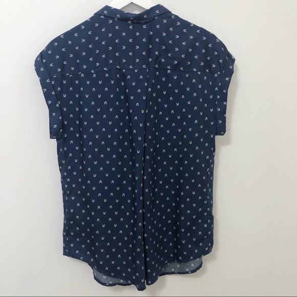 SOLD JACHS Girlfriend Arrow Print ButtonDownBlouse - Picture 3 of 8